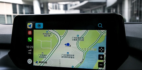 iOS 12 重磅功能| 高德地图 CarPlay 如何与手机连接？如何导航？