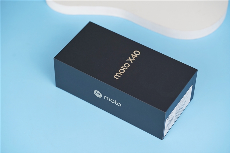 全面对标旗舰！moto X40评测：新一代骁龙8最卷 轻松拿下《原神》