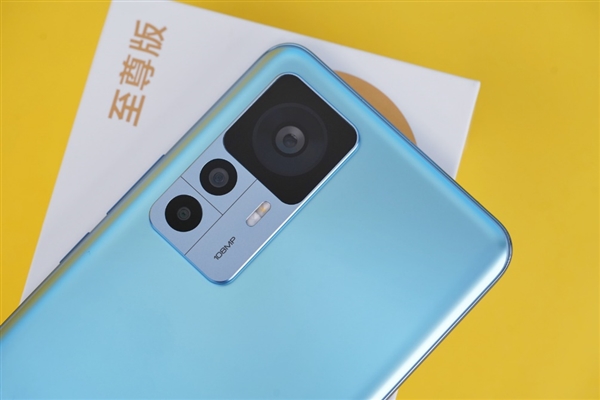 游戏+拍照全能旗舰！Redmi K50至尊版评测：1.5K屏幕达成黄金点