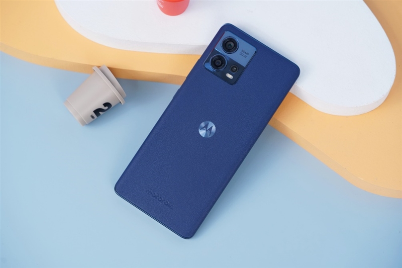 一代性价比之王再进化！moto S30 Pro评测：不打折扣的轻薄旗舰