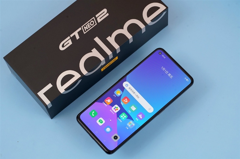 直逼旗舰！realme 真我GT Neo2评测：骁龙870真“冰龙”