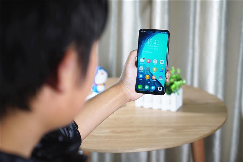 骁龙710千元性价比旗舰！vivo Z3评测：这性价比够味