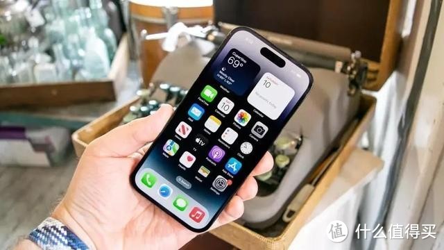 库克又妥协，iPhone 15突降价，苹果A16+IOS+4800万