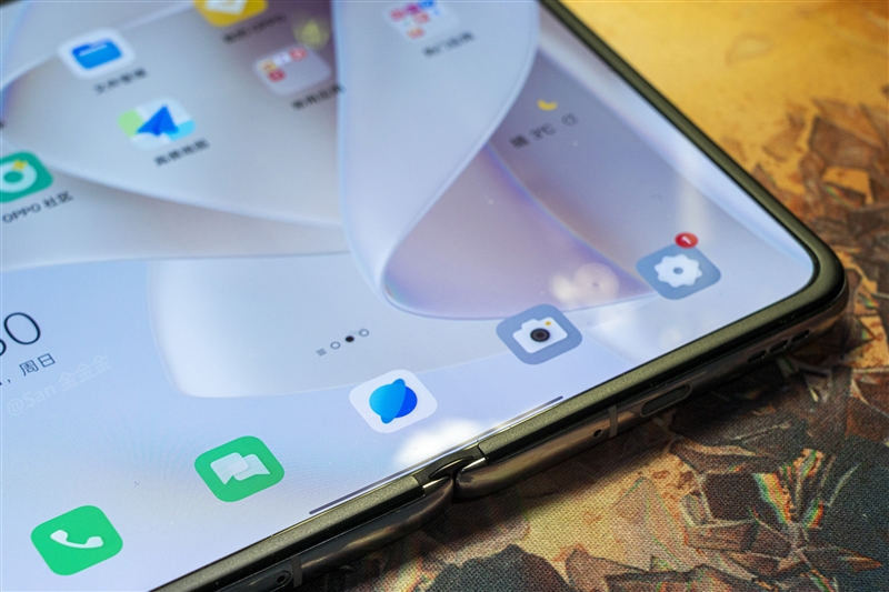 折痕真的看不见了！OPPO Find N首发评测：最完美的折叠屏手机就这样