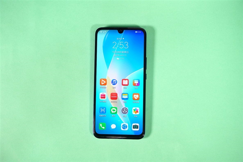 华为nova 8 SE首发评测：5G时代给年轻人的轻量新作
