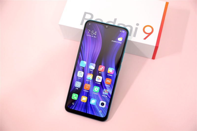 联发科神U性能逆袭！Redmi 9评测：799元的四摄小钢炮