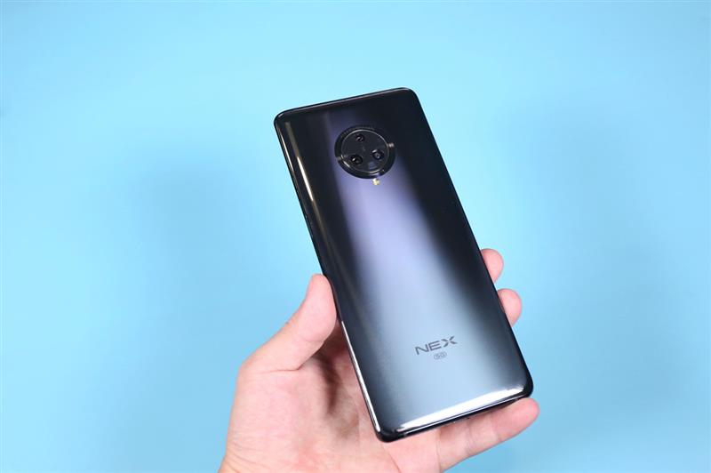 近100%真全面屏难逢敌手 vivo NEX 3首发评测：争雄5G机皇