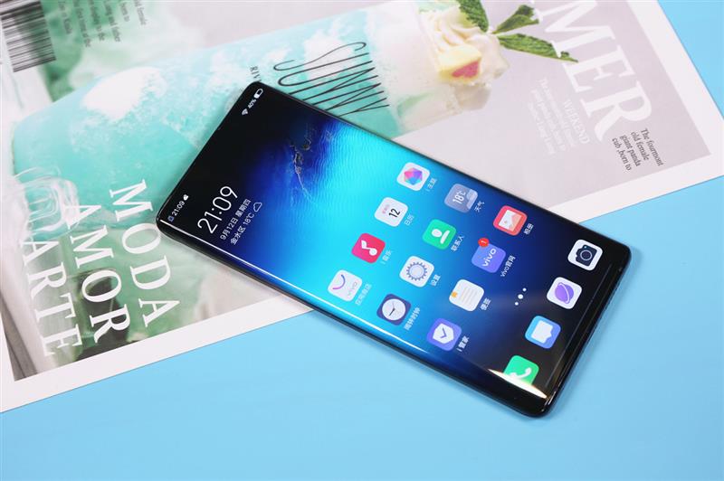 近100%真全面屏难逢敌手 vivo NEX 3首发评测：争雄5G机皇