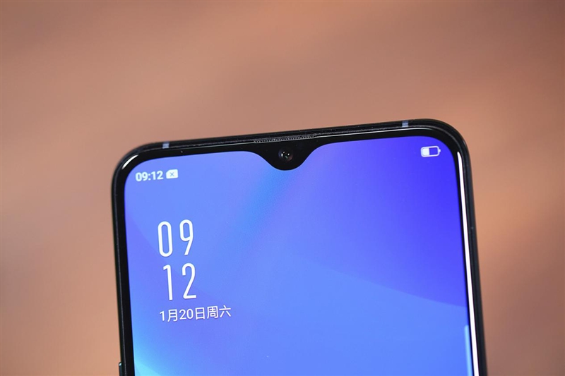 迄今为止拍照最好的OPPO手机 OPPO R17 Pro评测：50W超级闪充